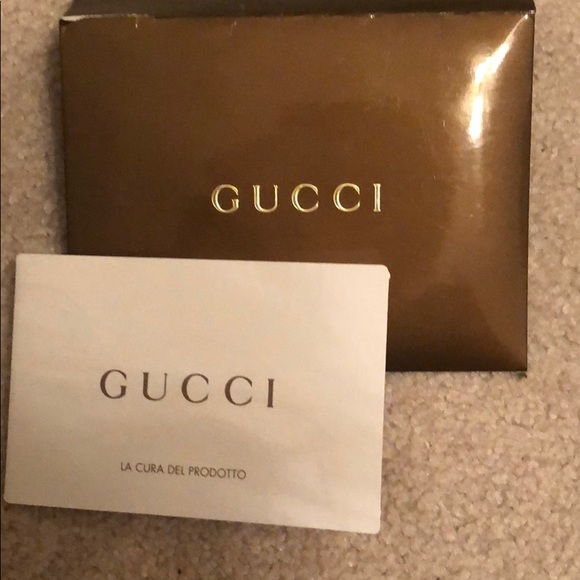Authentic Gucci Tote - Picture 4 of 5